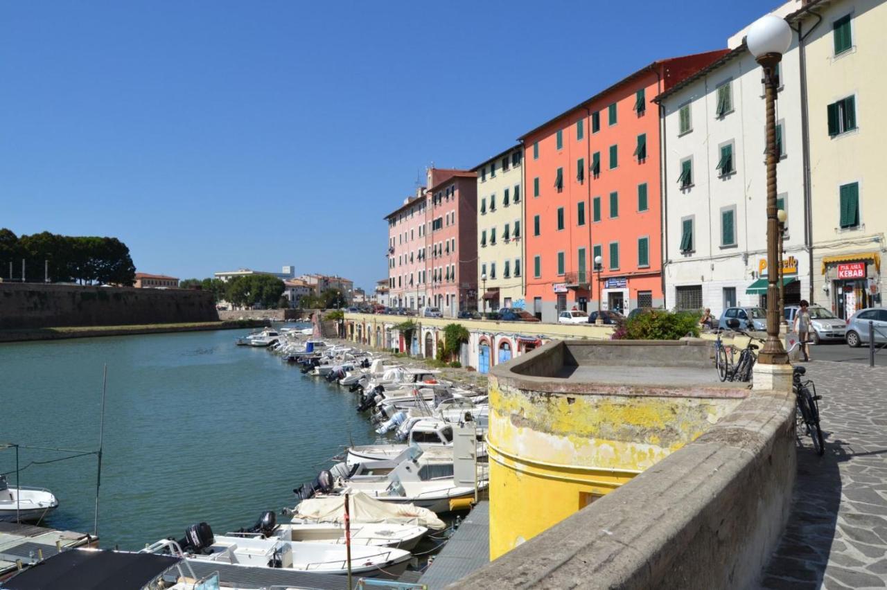 Appartamento Centro Citta Free Private Car Parking Livorno Exterior photo