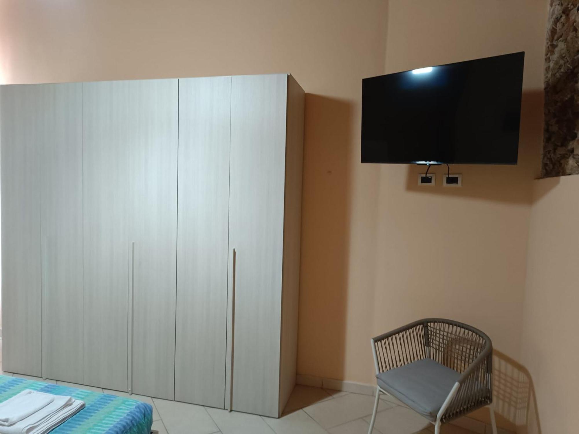 Appartamento Centro Citta Free Private Car Parking Livorno Exterior photo